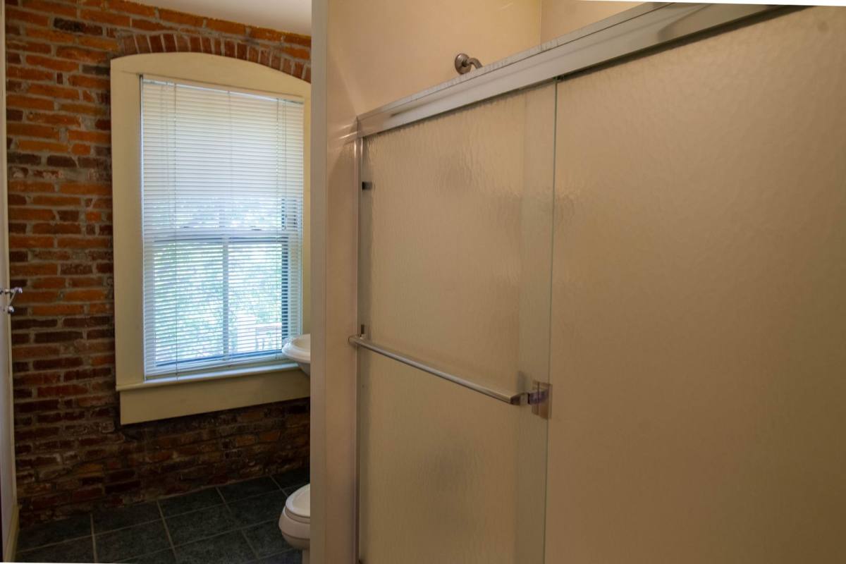 Apartment for rent at 929 N 3rd St, Saint Charles, MO 63301