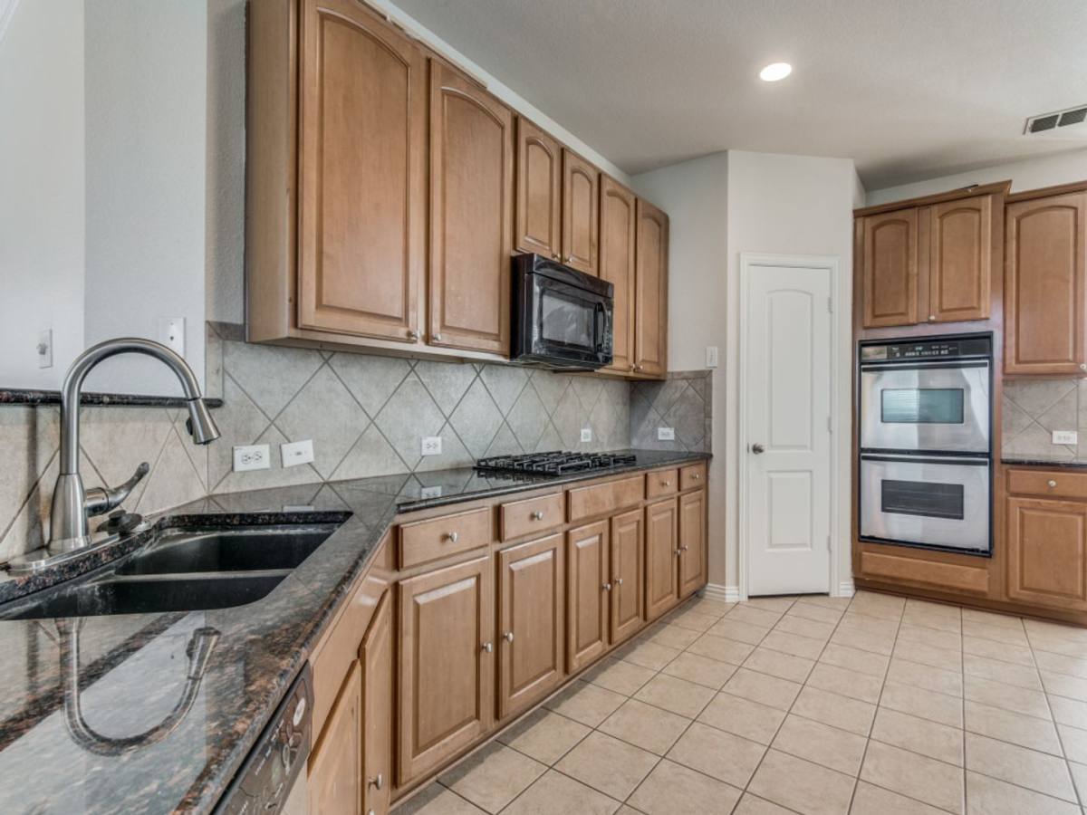 House for rent at 1901 Templegate Dr, McKinney, TX 75072