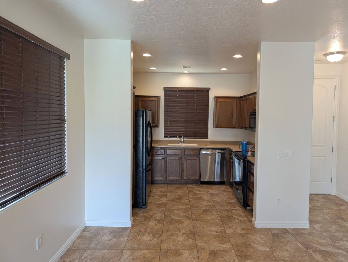 House for rent at 470 S 6250 W, Hurricane, UT 84737