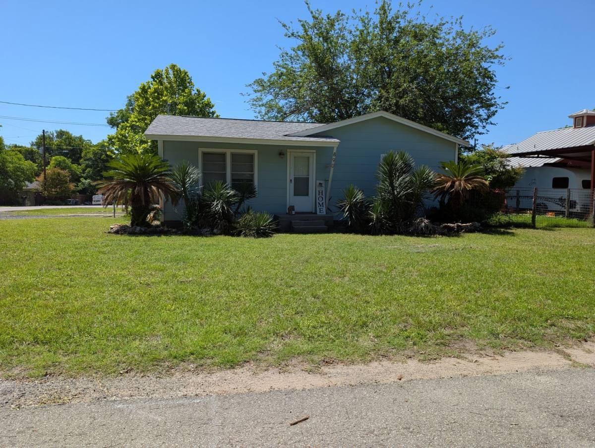 House for rent at 890 Josephine, New Braunfels, TX 78130
