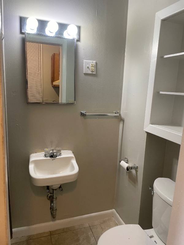 Apartment for rent at 1324 5th Ave #5, Huntington, WV 25701