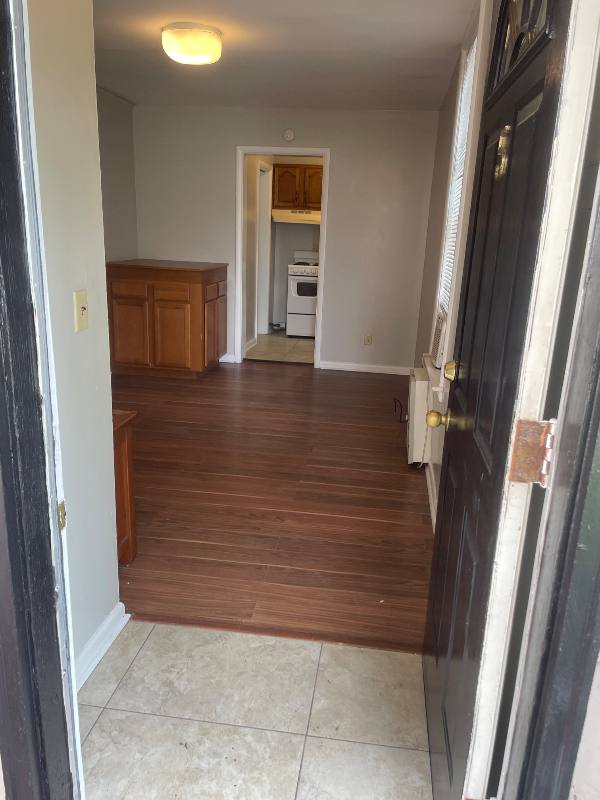 Apartment for rent at 1324 5th Ave #5, Huntington, WV 25701