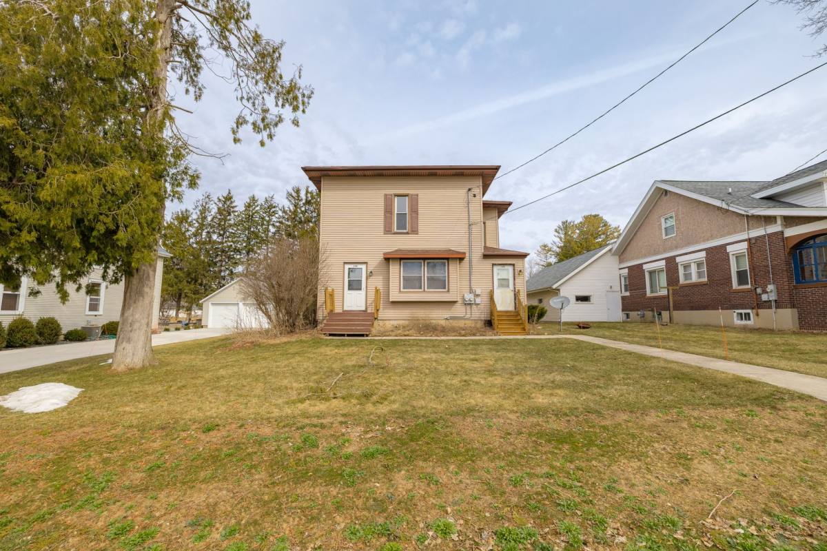 Apartment for rent at 138 Martin St, Campbellsport, WI 53010