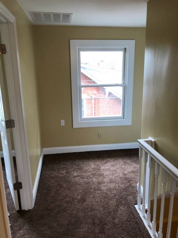 Apartment for rent at 922 12th St #3, Huntington, WV 25701