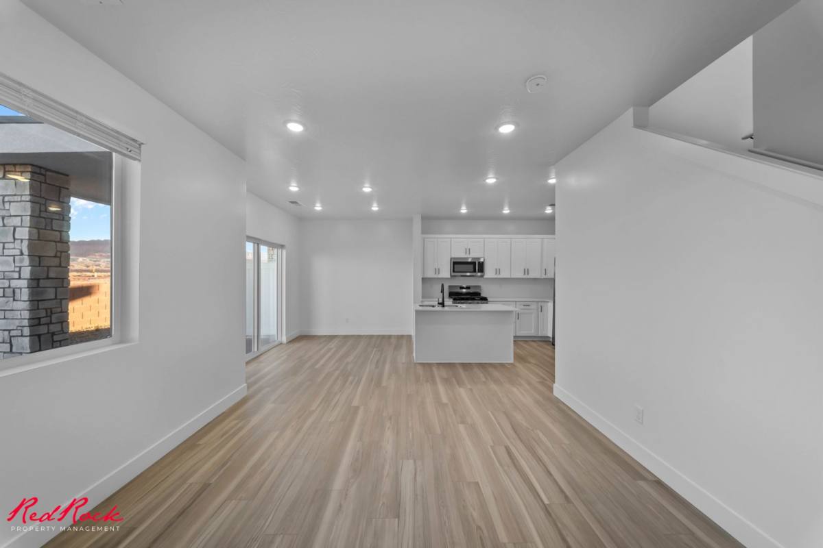 Townhouse for rent at 1037 E Malibu Lane, Washington, UT 84780