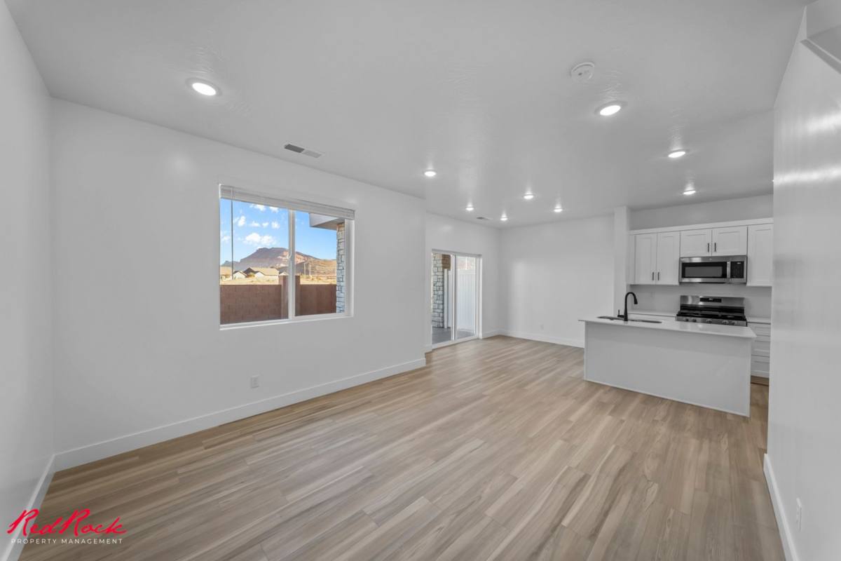 Townhouse for rent at 1037 E Malibu Lane, Washington, UT 84780
