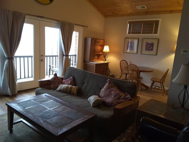 Apartment for rent at 125 Water, Louisiana, MO 63353