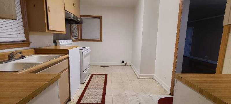 House for rent at 299 N Lexington St, Lyons, GA 30436