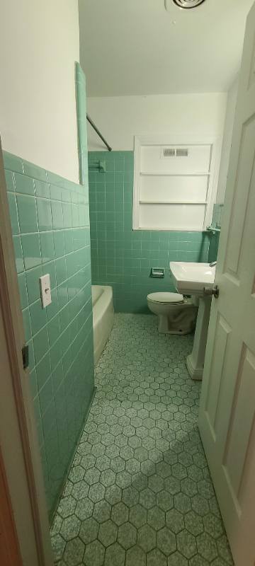 House for rent at 299 N Lexington St, Lyons, GA 30436