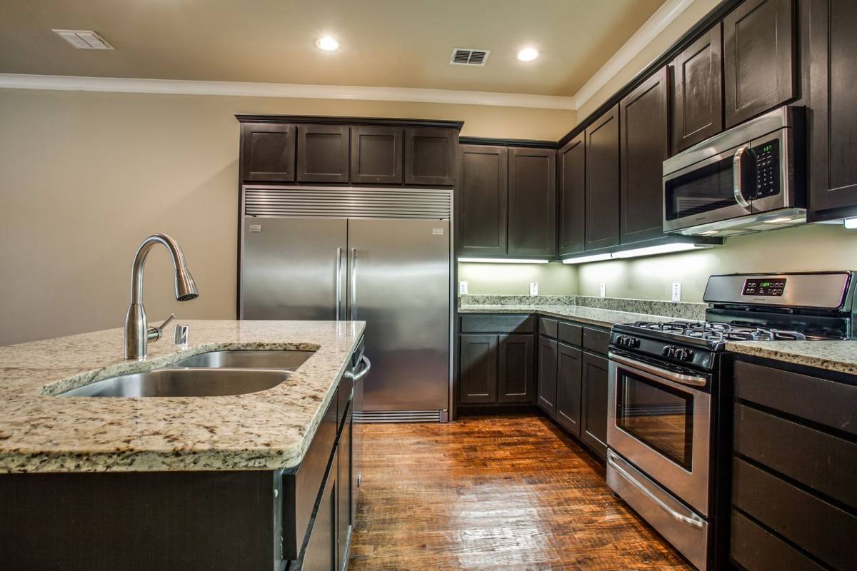 Townhouse for rent at 4111 Rawlins St, Dallas, TX 75219