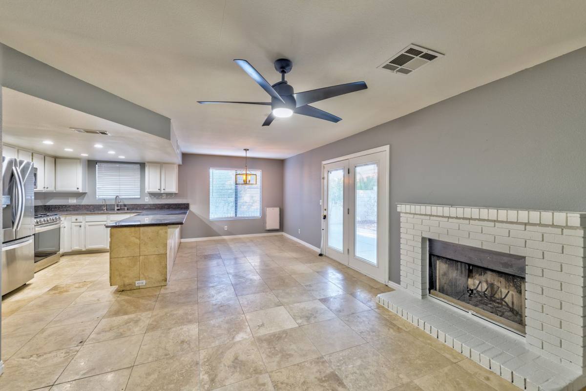 House for rent at 2078 Waverly Circle, Henderson, NV 89014
