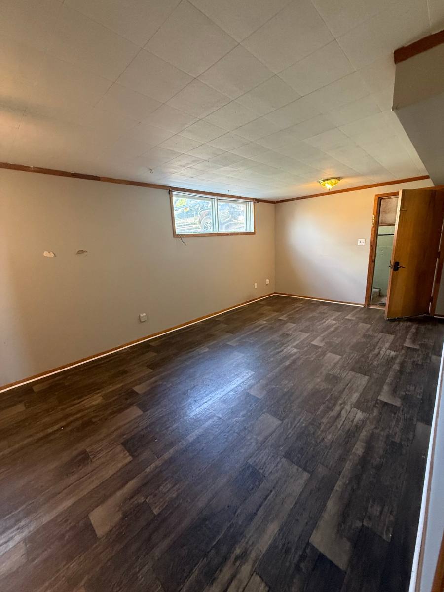 Apartment for rent at 1110 10th Ave NW, Great Falls, MT 59404
