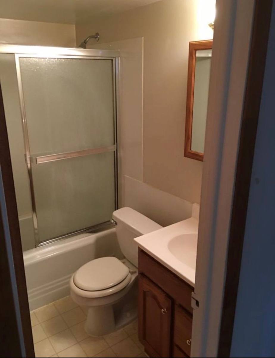 Apartment for rent at 1110 10th Ave NW, Great Falls, MT 59404