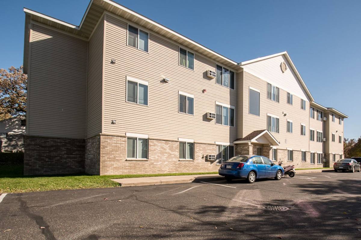 Apartment for rent at 1700 University Dr SE, Saint Cloud, MN 56304