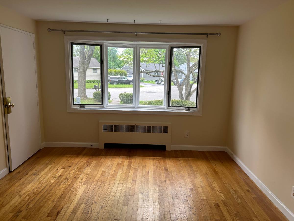 Apartment for rent at 6 Eliot Rd, Bedford, MA 01730