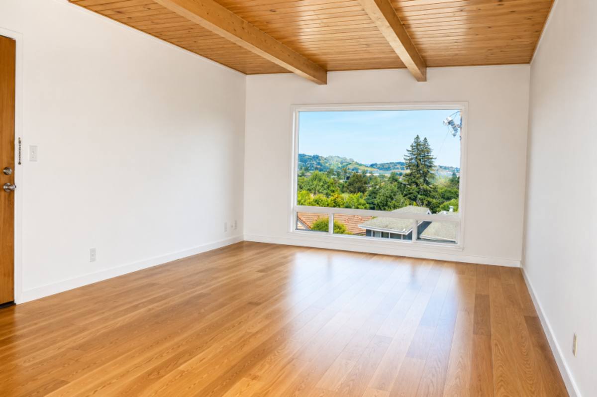 Apartment for rent at 231 Corte Madera Ave, Corte Madera, CA 94925