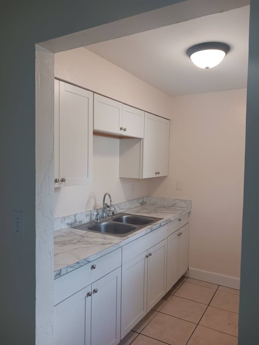 Apartment for rent at 615 SW 67th Terrace, Gainesville, FL 32607