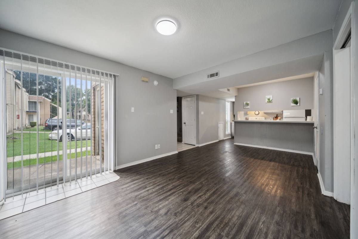 Apartment for rent at 3711 Club Estates Dr, Muskogee, OK 74403