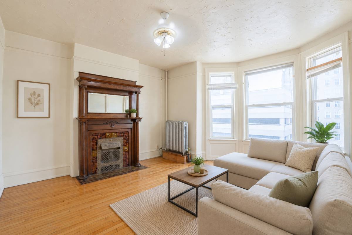 Apartment for rent at 828 N Milwaukee St, Milwaukee, WI 53202