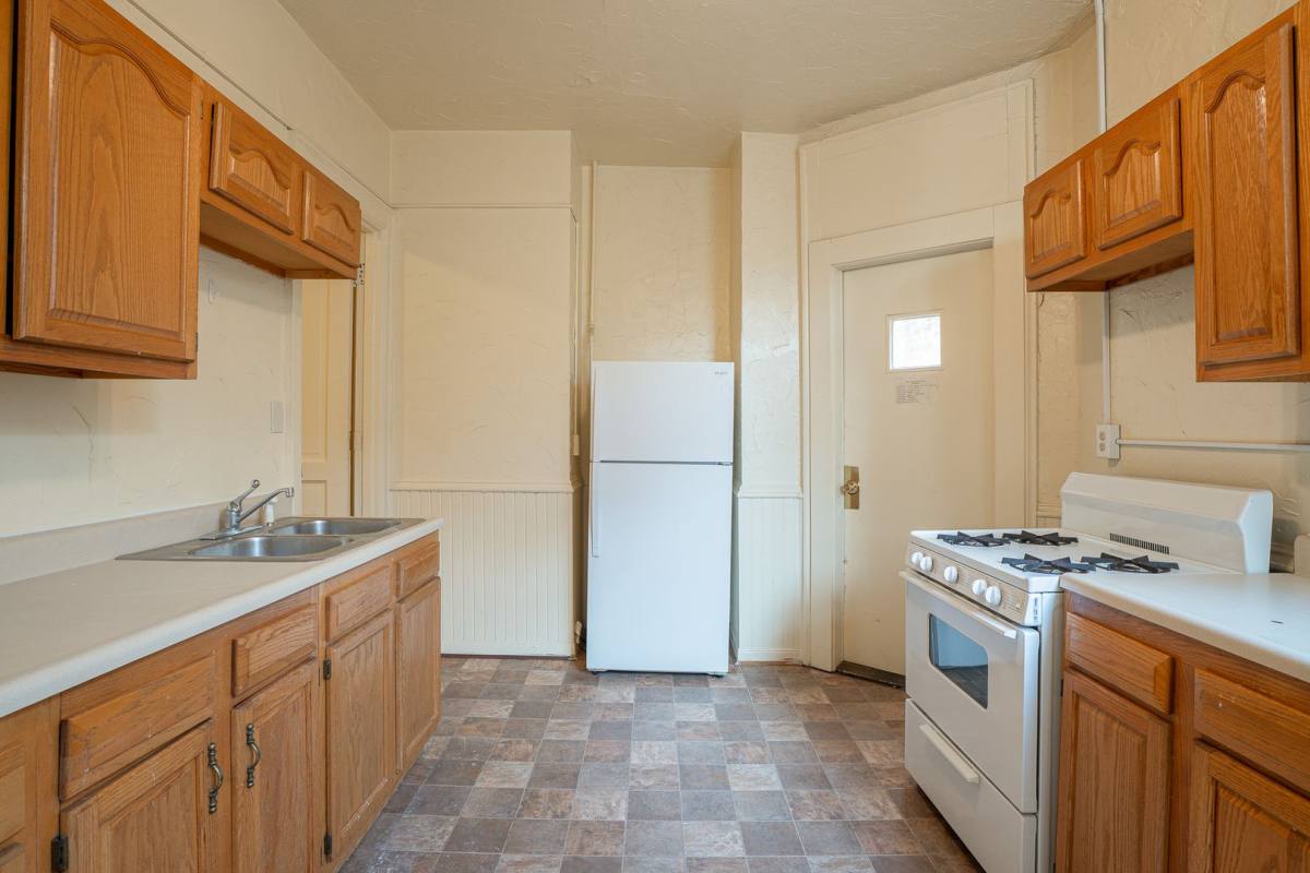 Apartment for rent at 828 N Milwaukee St, Milwaukee, WI 53202