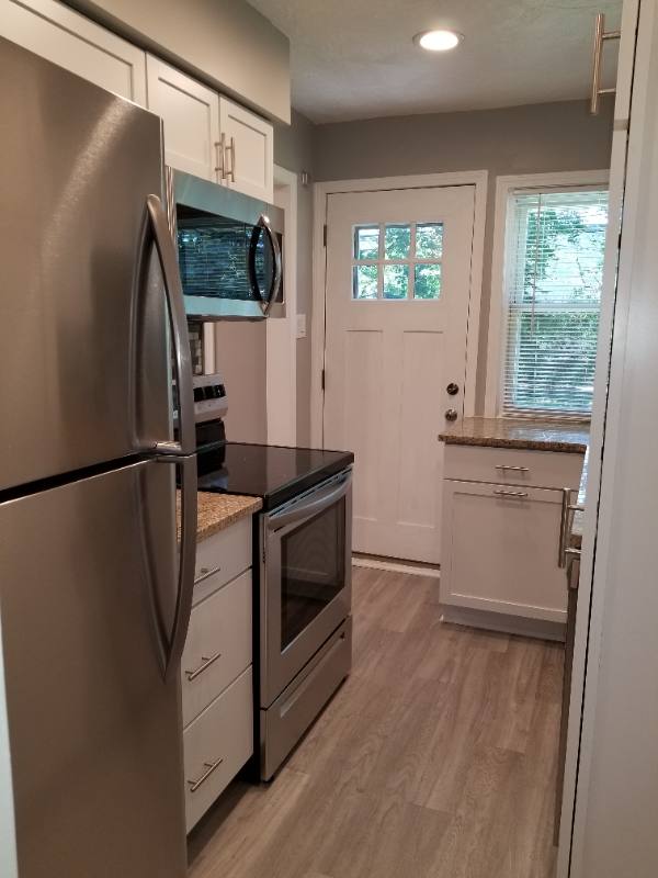 Townhouse for rent at 1511 W Farnum Ave, Royal Oak, MI 48067