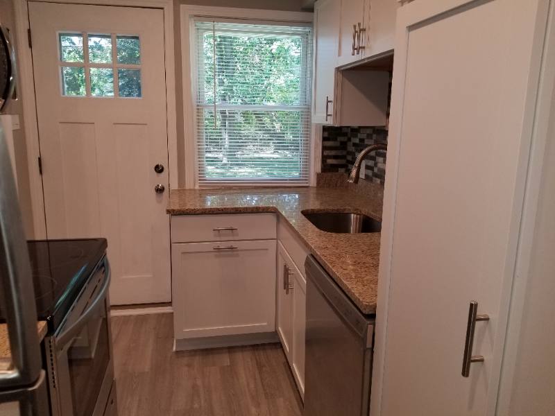 Townhouse for rent at 1511 W Farnum Ave, Royal Oak, MI 48067