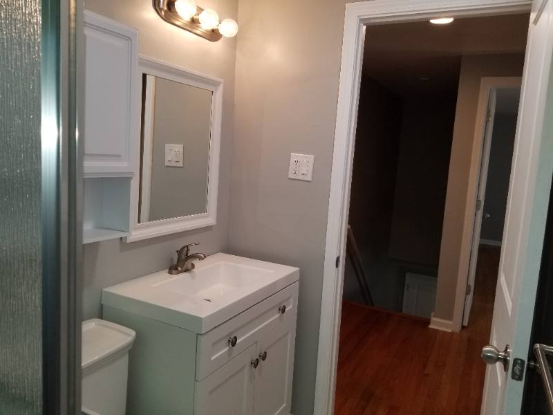 Townhouse for rent at 1511 W Farnum Ave, Royal Oak, MI 48067