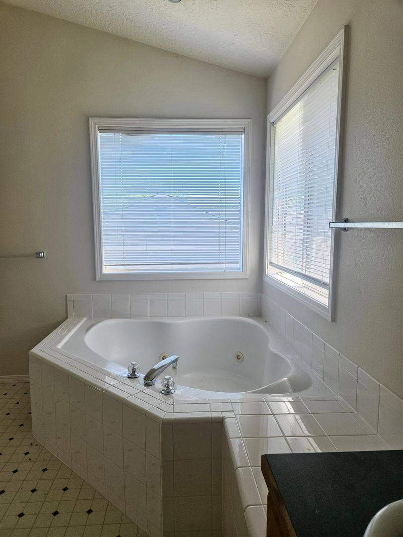 House for rent at 3354 N Summerfield Way, Meridian, ID 83646