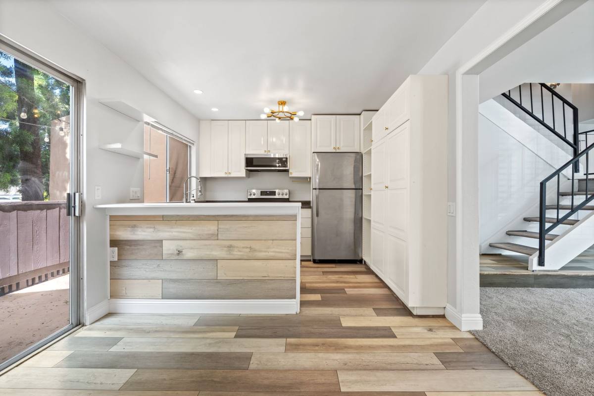 Condo for rent at 7930 Mission Center Court #L, San Diego, CA 92108