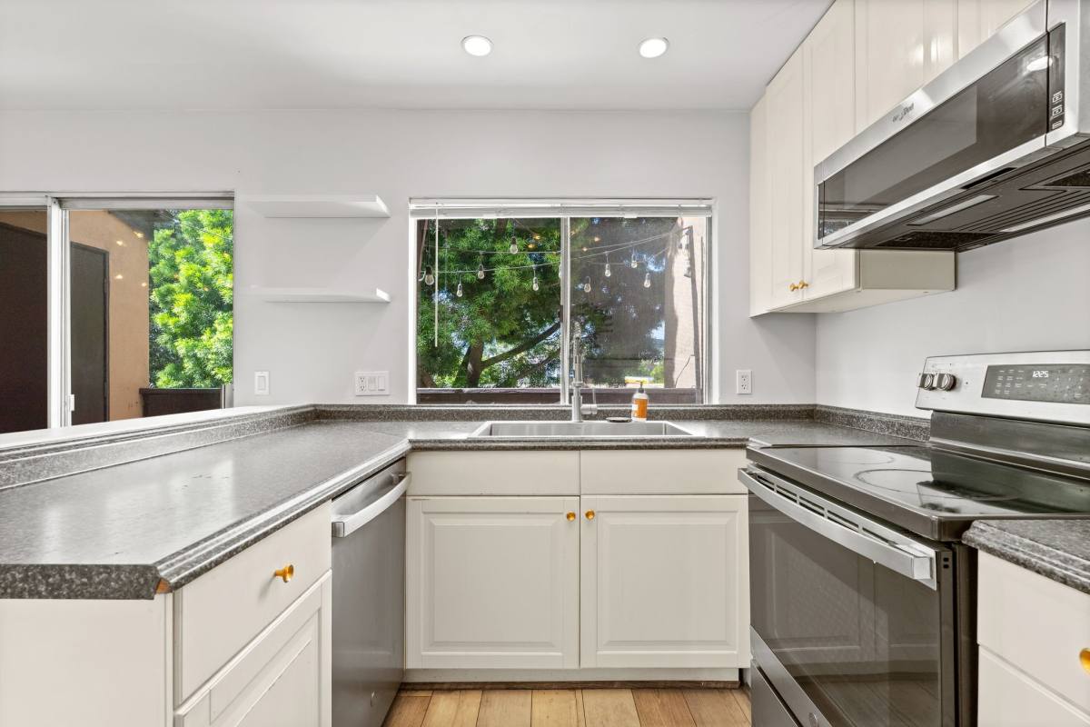 Condo for rent at 7930 Mission Center Court #L, San Diego, CA 92108