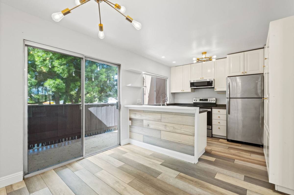 Condo for rent at 7930 Mission Center Court #L, San Diego, CA 92108