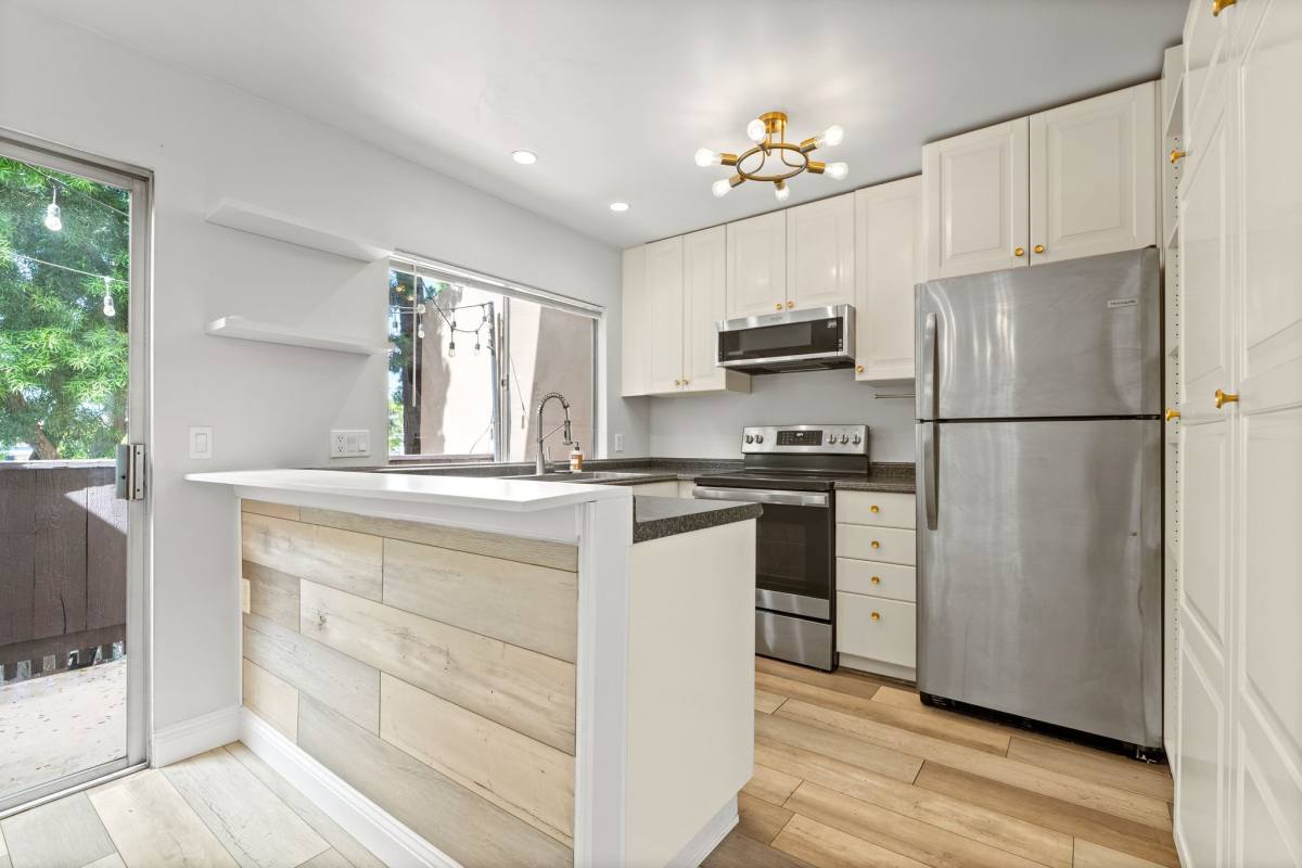 Condo for rent at 7930 Mission Center Court #L, San Diego, CA 92108