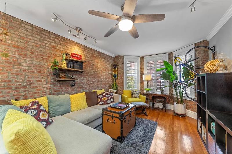 Condo for rent at 378 N Taylor Ave #3E, Saint Louis, MO 63108