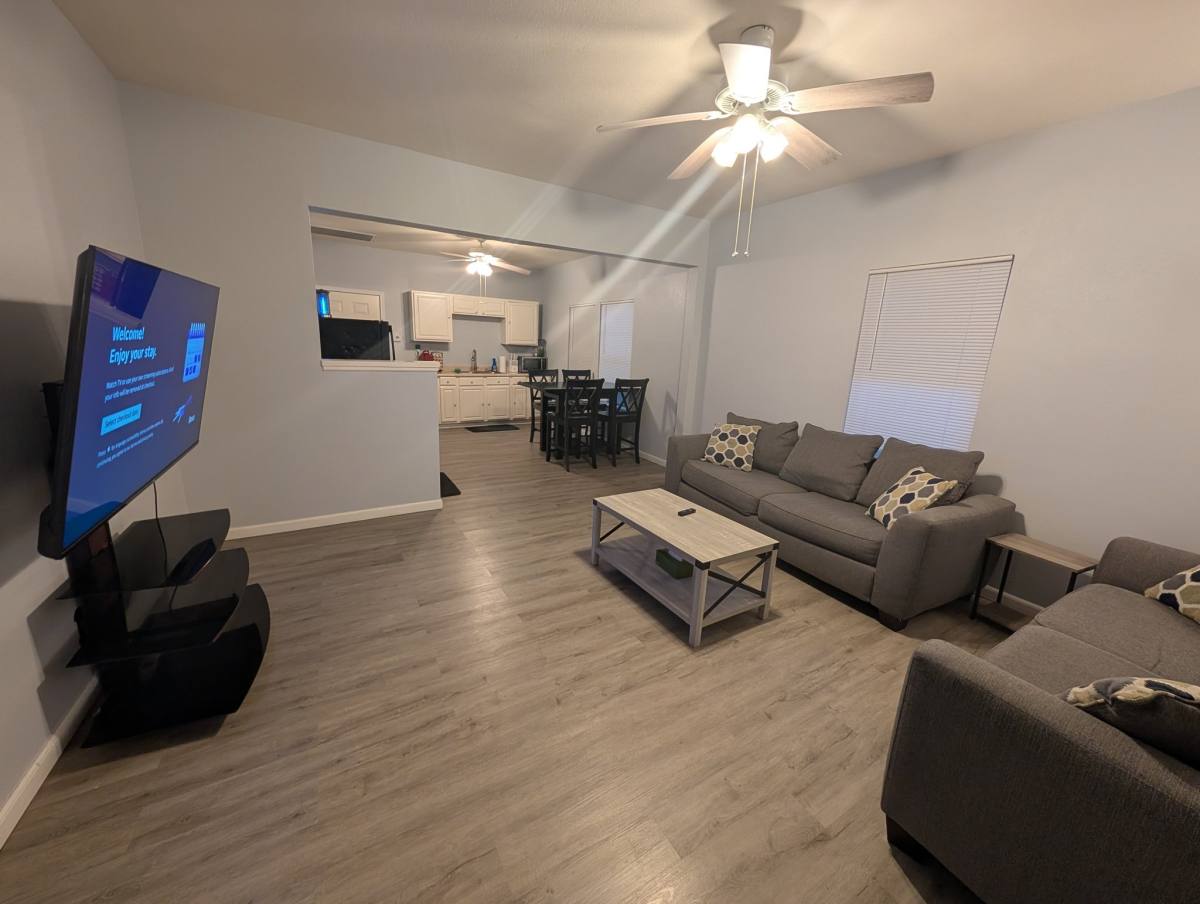 Townhouse for rent at 1335 Jewett St #1, San Antonio, TX 78237