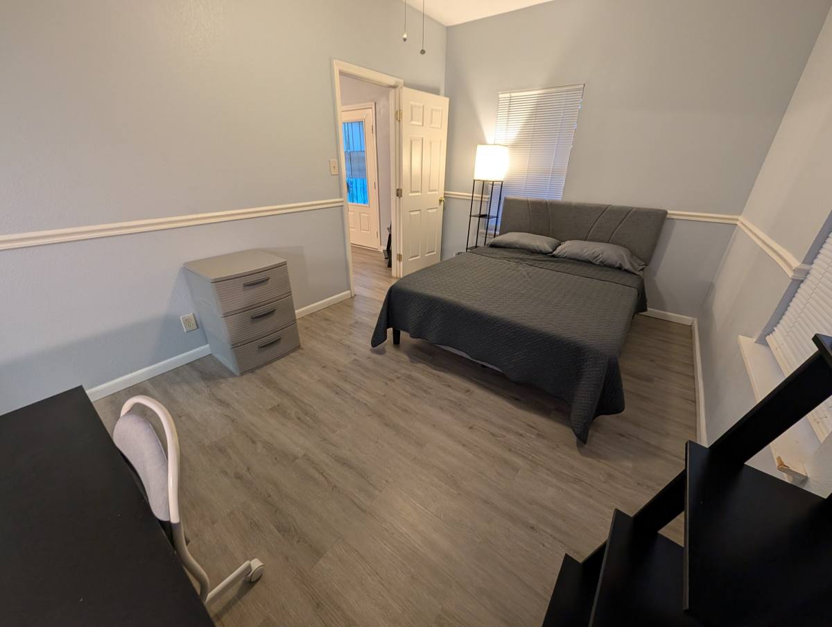 Townhouse for rent at 1335 Jewett St #1, San Antonio, TX 78237