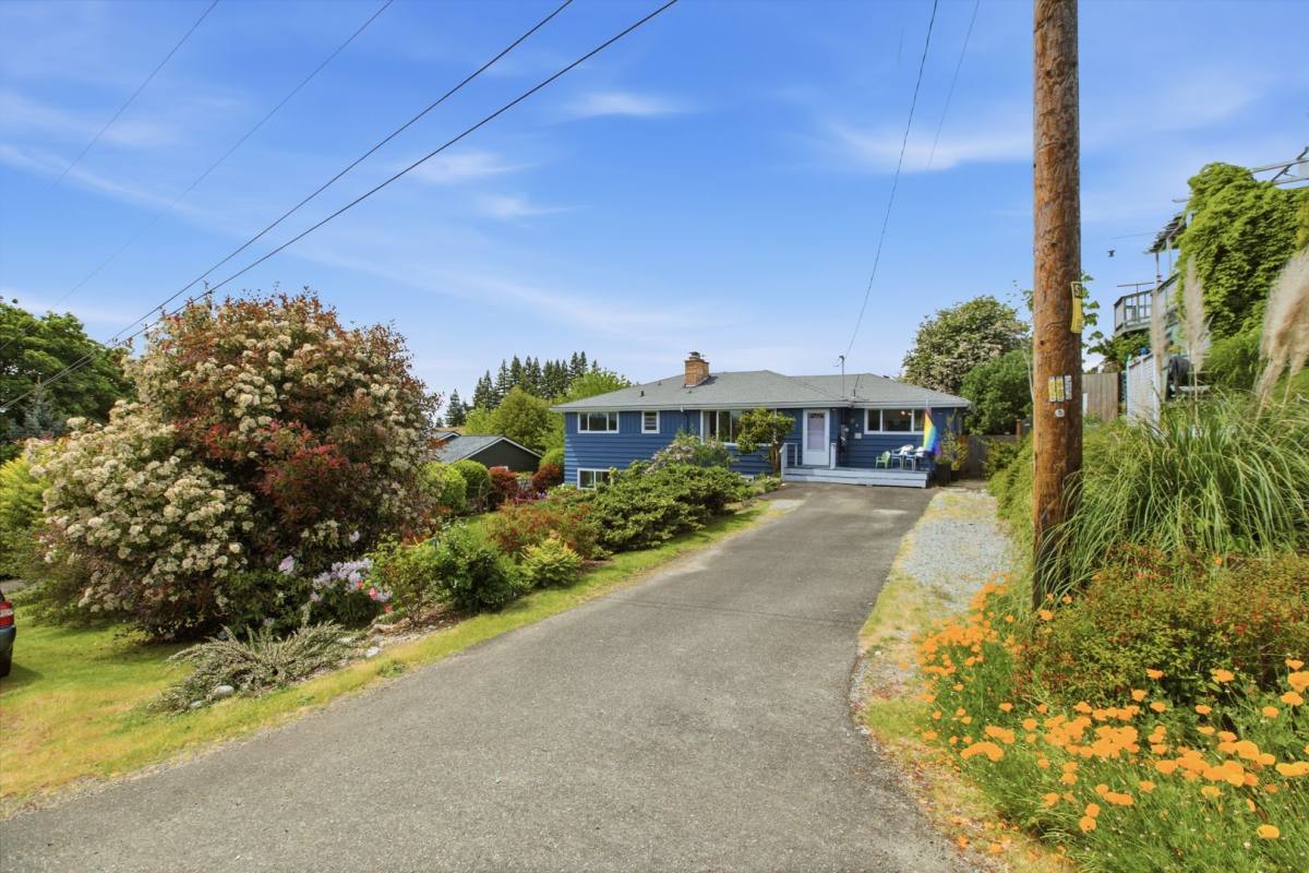 House for rent at 21329 3rd Ave So, Seattle, WA 98198