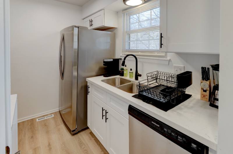 Townhouse for rent at 2911 Eaton St, Kansas City, KS 66103