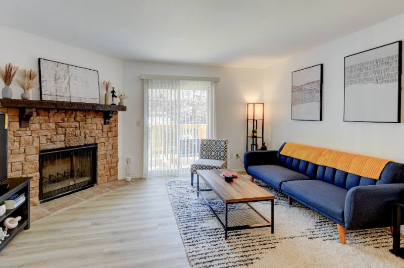 Townhouse for rent at 2911 Eaton St, Kansas City, KS 66103