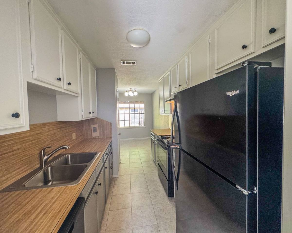 House for rent at 601 Hickory Dr #A, Huntsville, TX 77320