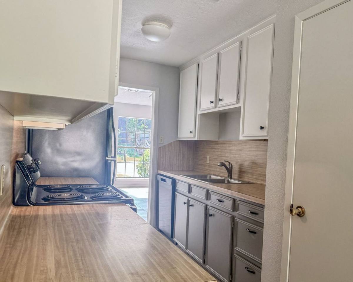 House for rent at 601 Hickory Dr #A, Huntsville, TX 77320