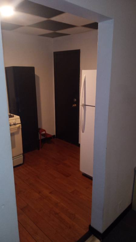 Apartment for rent at 12 Elm Lane, Wheeling, WV 26003