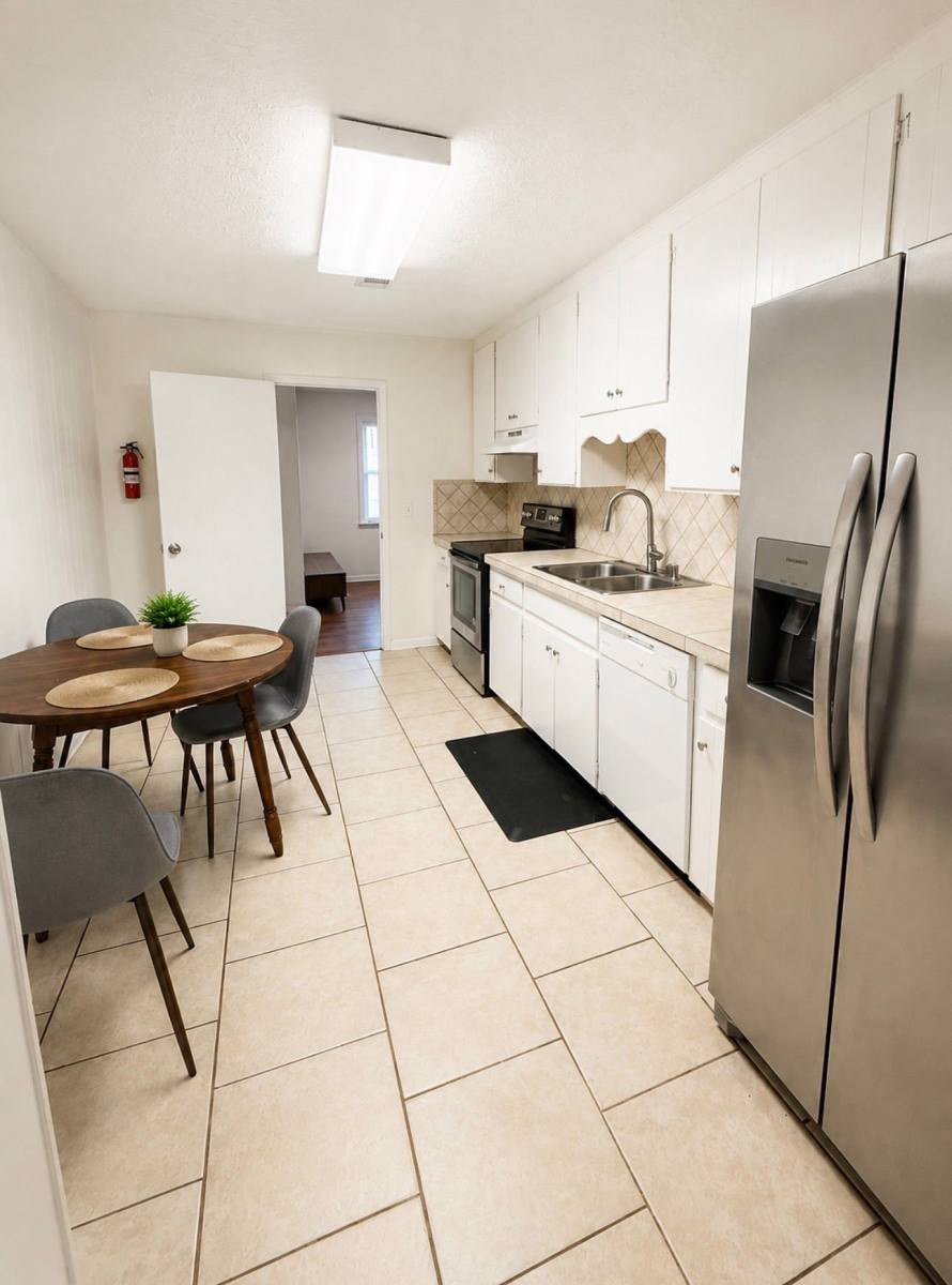 Townhouse for rent at 109 Maple St, Auburn, AL 36830