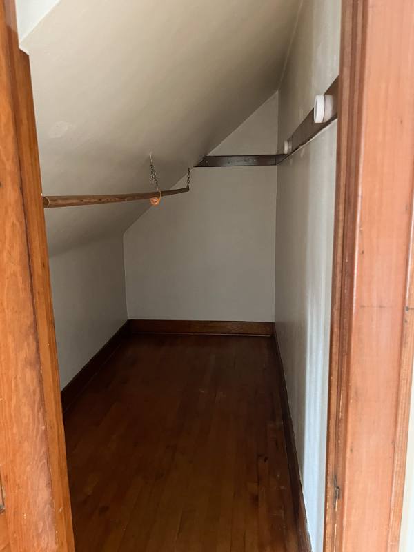House for rent at 1463 S 90th St, Milwaukee, WI 53214
