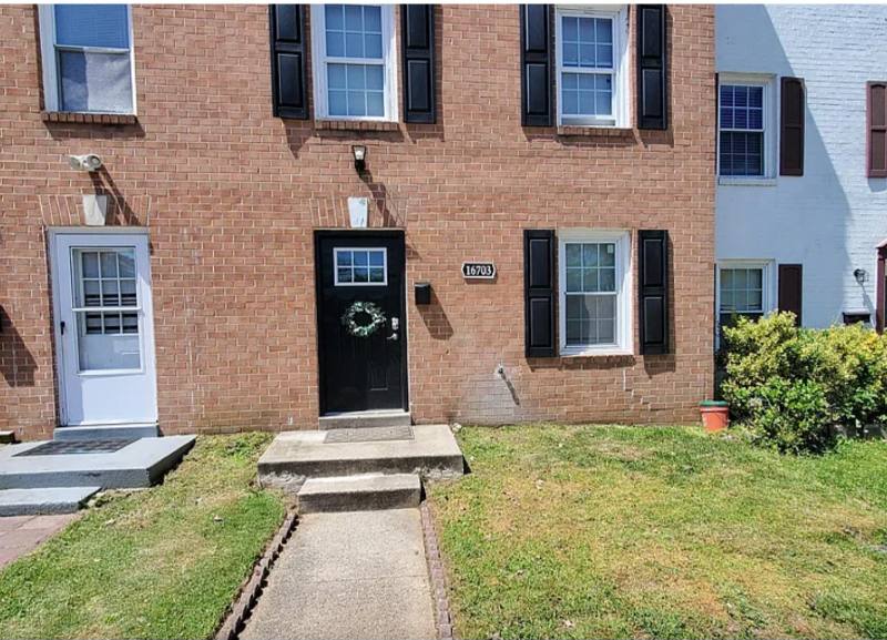 Townhouse for rent at 16703 Chowning Court, Woodbridge, VA 22191