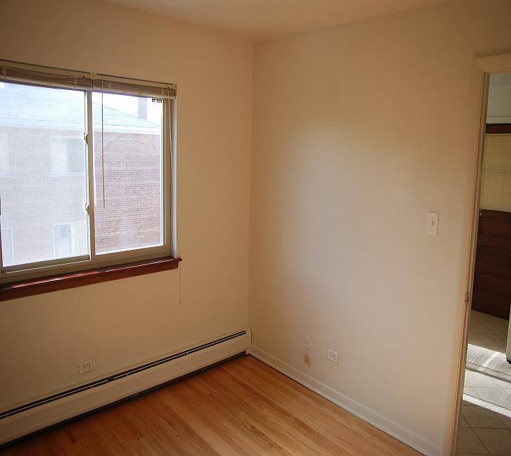 Apartment for rent at 9229 Jill Lane #1E, Schiller Park, IL 60176