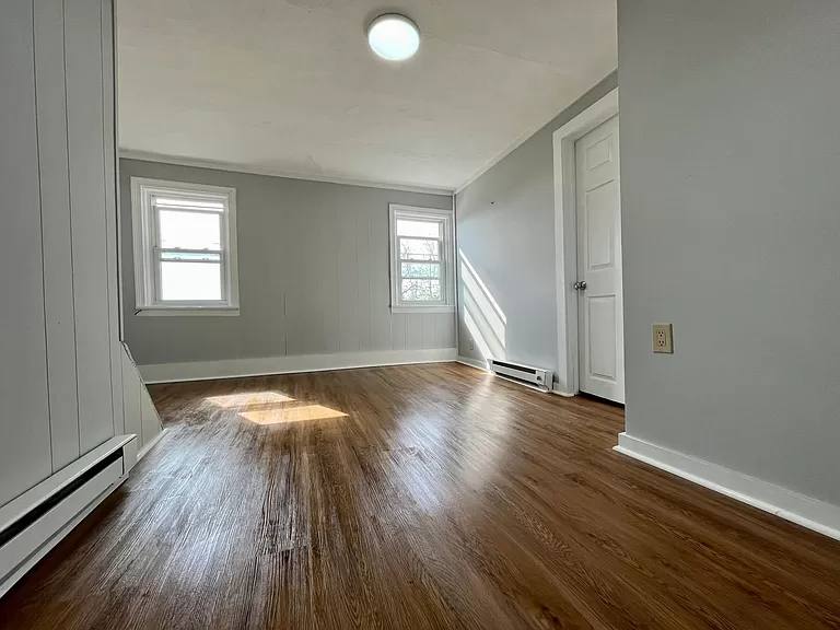 Townhouse for rent at 5844-5848 Kesslersville Rd #5846, Nazareth, PA 18064