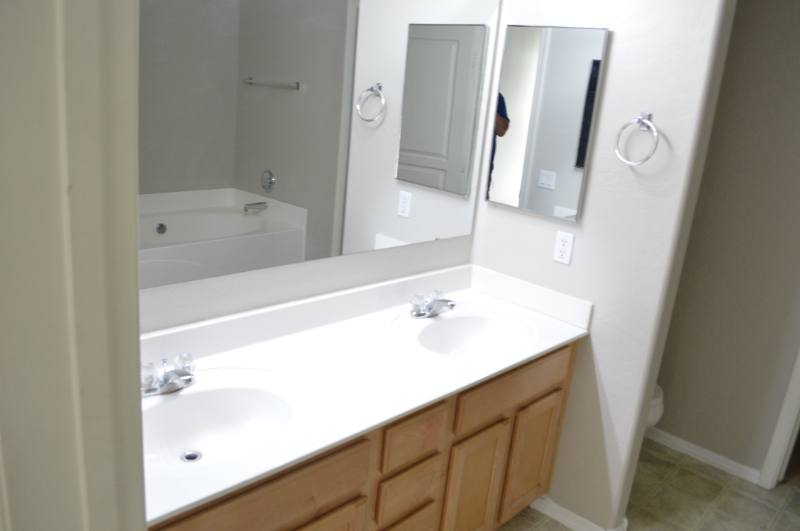 Townhouse for rent at 1225 N 36th St #1060, Phoenix, AZ 85008