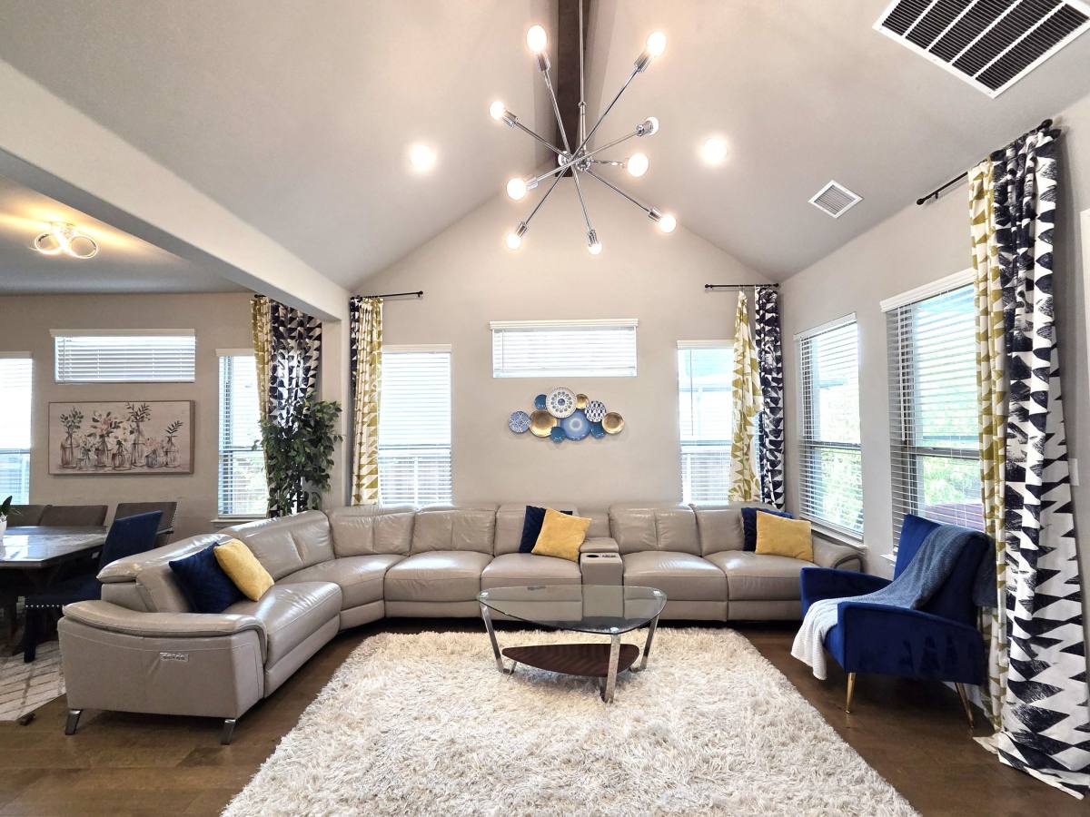 House for rent at 8066 Glastonbury Dr, Frisco, TX 75035