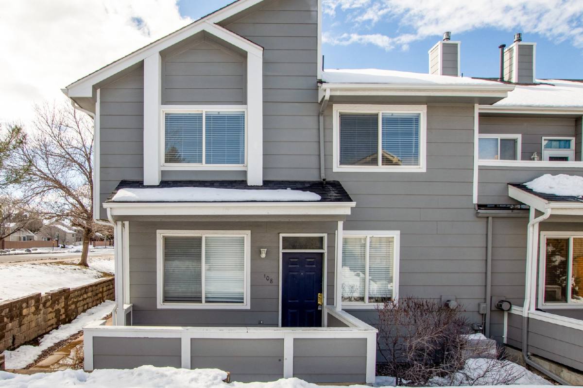 Townhouse for rent at 1080 S Walden Way #108, Aurora, CO 80017