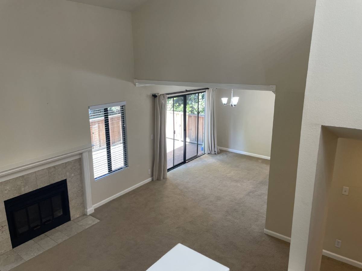 Townhouse for rent at 231 Via Pinada Lane, Martinez, CA 94553